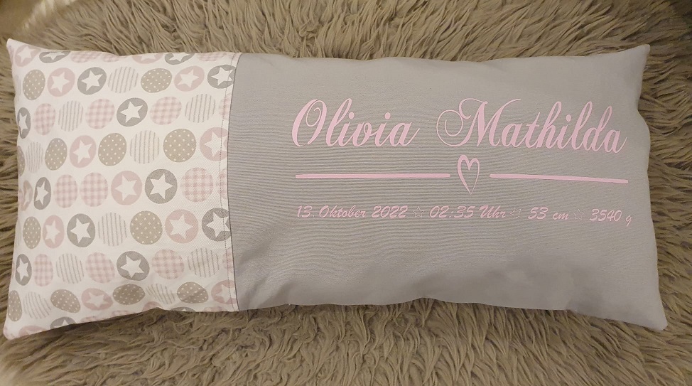 Kissen zur Geburt, personalisiert & eigene Herstellung