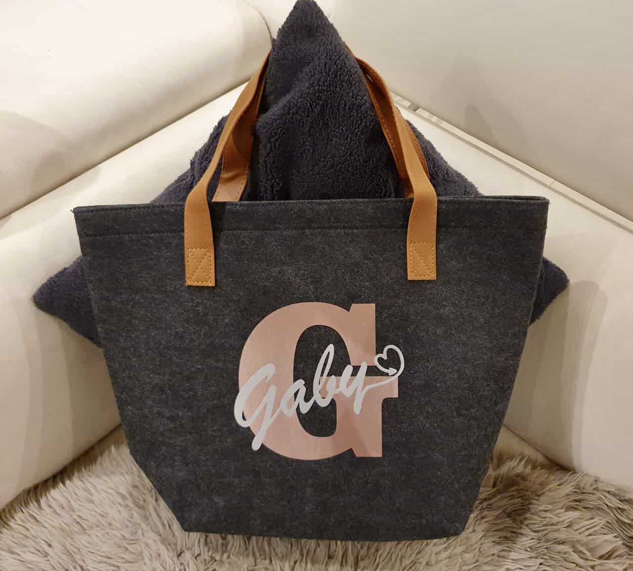 Dunkle Filz-Tasche personalisiert & individuell erstellt