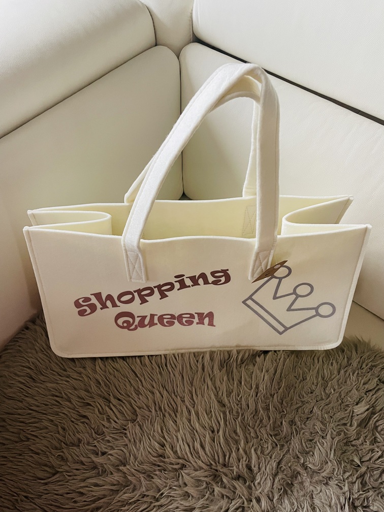 Helle Filz-Tasche individuell erstellt